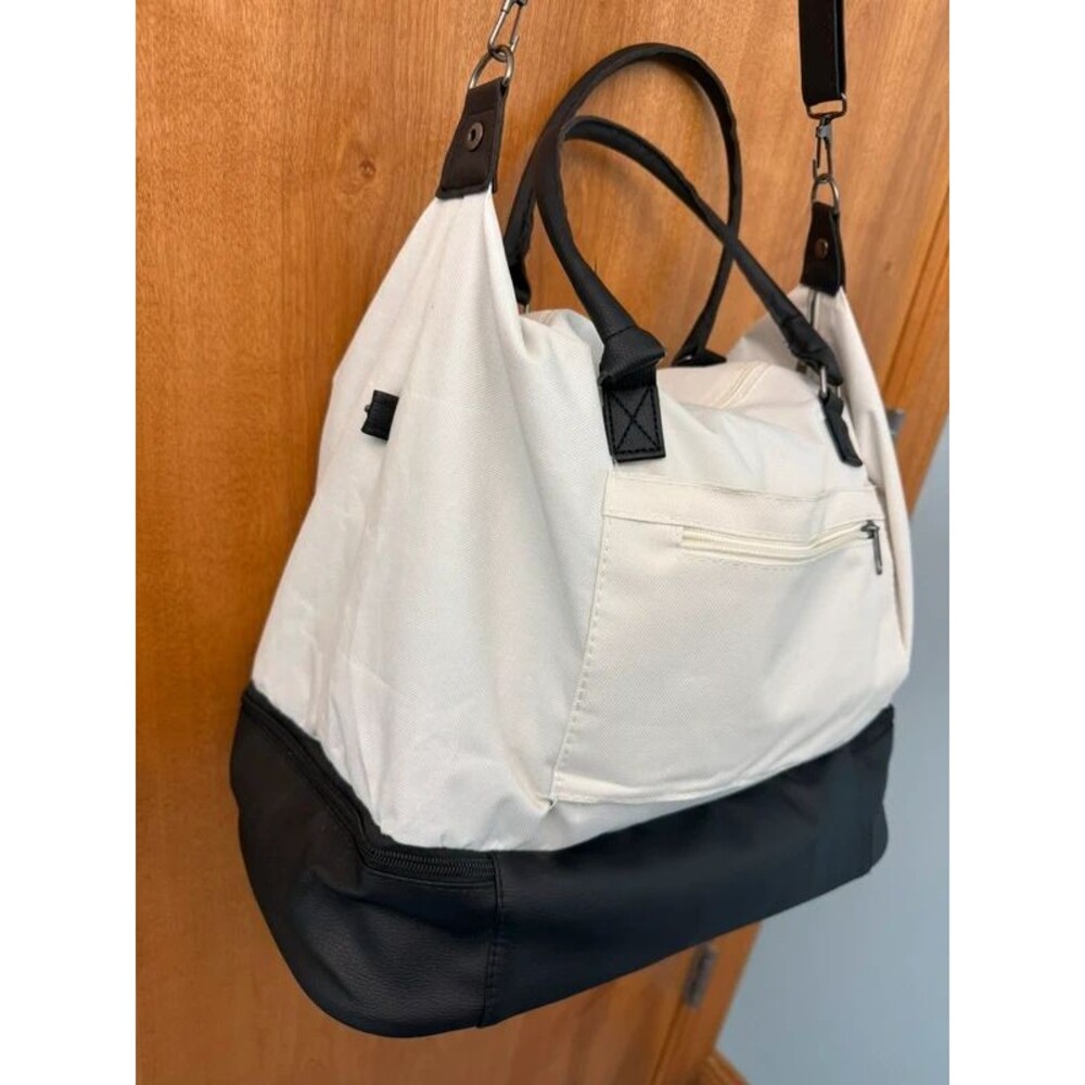 DSW minimalist white-black weekender duffel - Picture 3 of 16